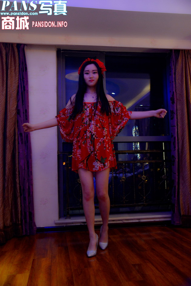 大胆美女